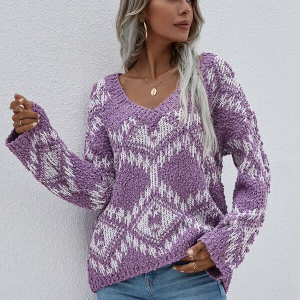 Black White Popcorn V-neck Off shoulder distressed Sweater - Picture 6 of 11